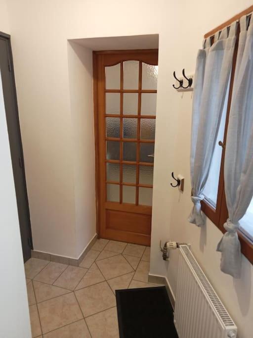 Perle Rare F1 De 43 M Quartier Historique. Apartment Moulins  Luaran gambar
